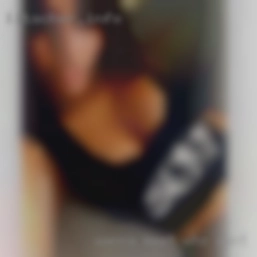 Wanna meet who want to fuck new people and explore.
